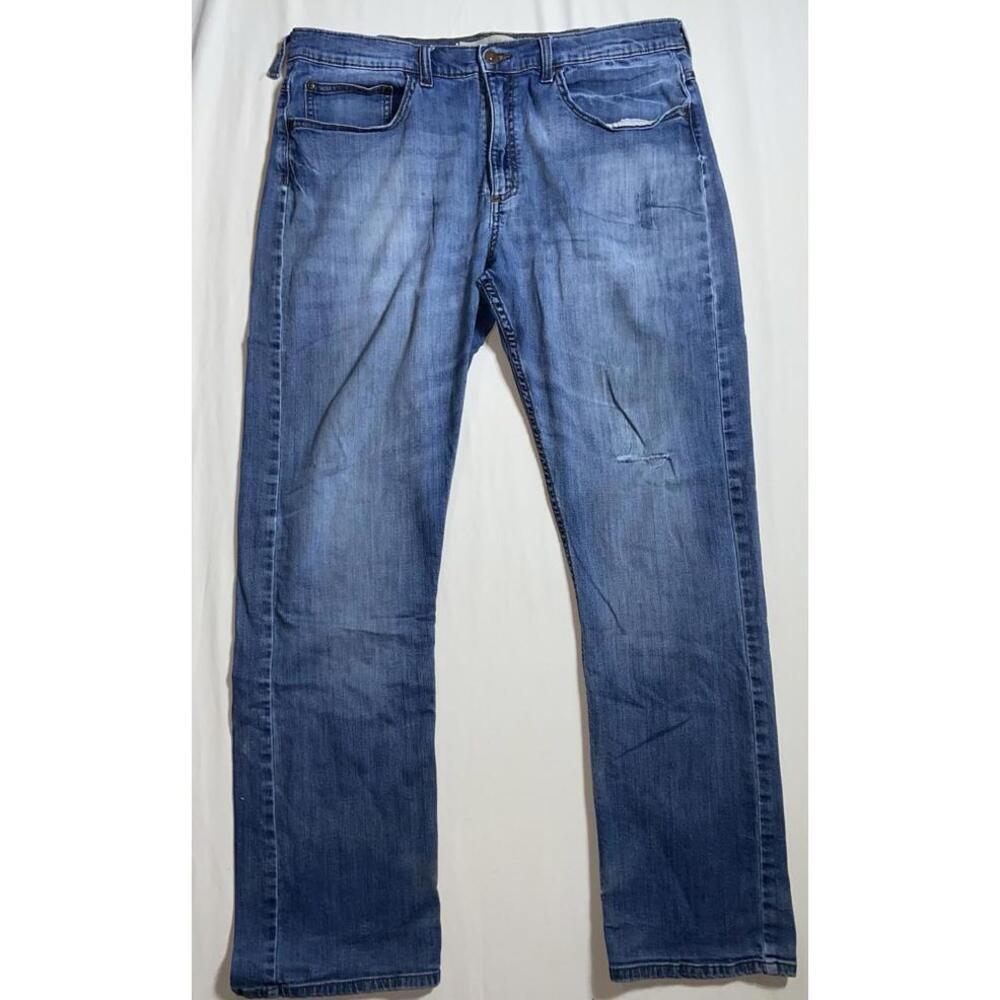 Wrangler Jeans Men's 38x31 Act. Vintage Medium Wash Blue Denim Cowboy 36X29 Tag